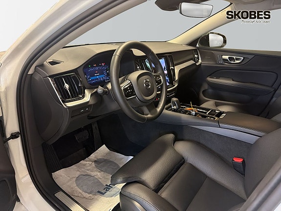 Volvo V60 18 of 25
