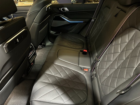 BMW X5 3 of 5