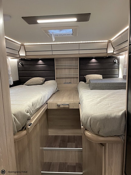 Kabe Travel Master Classic 740 LGB 12 of 14