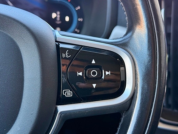 Volvo V90 16 of 22