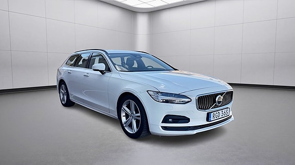 Volvo V90 6 of 22