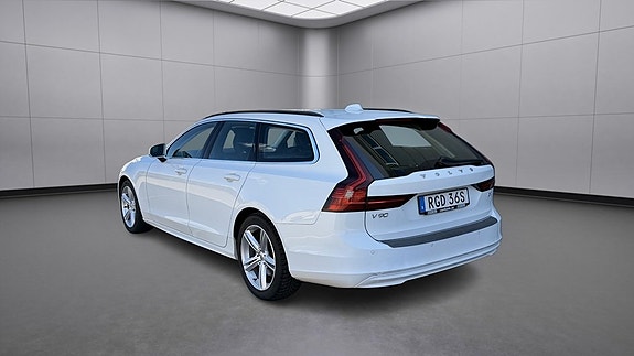 Volvo V90 3 of 22