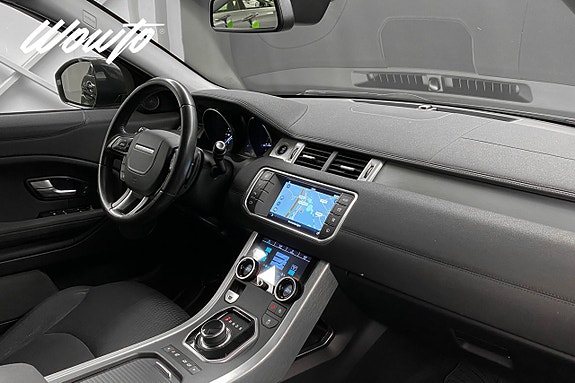 Land Rover Range Rover Evoque 12 of 18