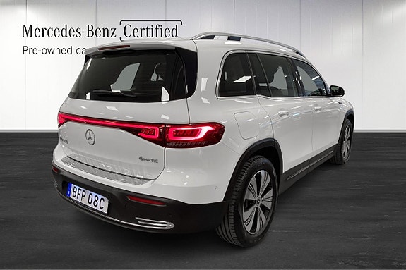 Mercedes-Benz EQB300 3 of 5