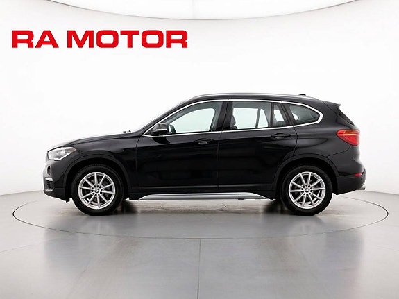BMW X1 2 of 5