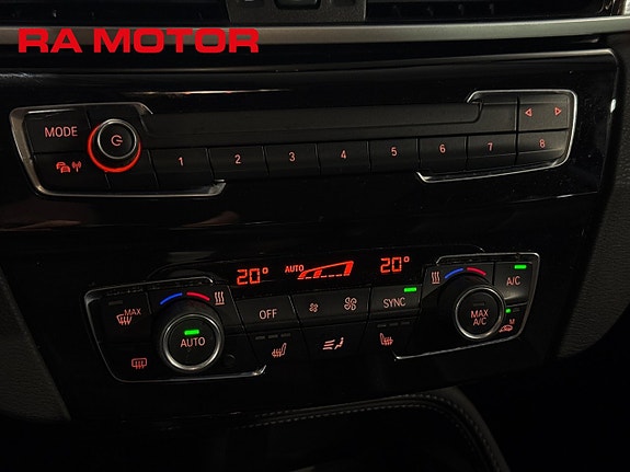 BMW X1 20 of 24