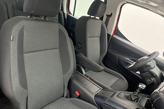 Peugeot Rifter 27 of 30
