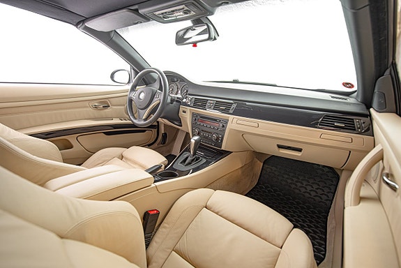 BMW 325i 17 of 28