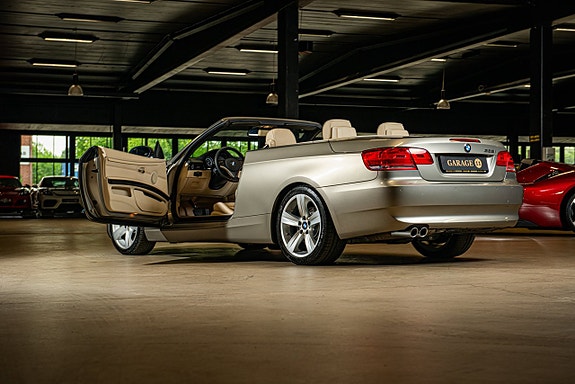 BMW 325i 10 of 28