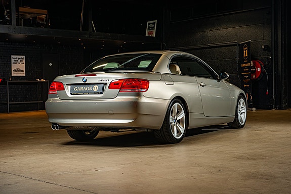 BMW 325i 7 of 28