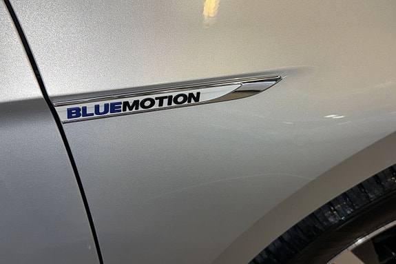 Volkswagen Passat 11 of 11