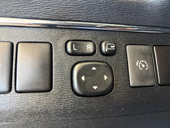 Toyota Avensis 21 of 22