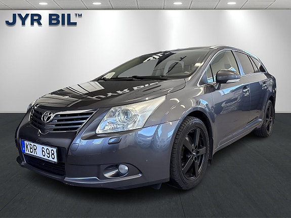 Toyota Avensis 7 of 22