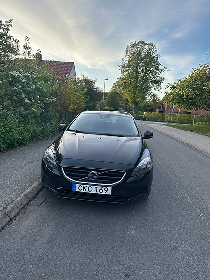 Volvo V40 2015