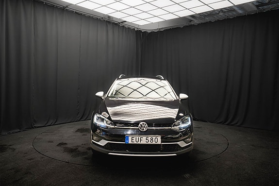 Volkswagen Golf Alltrack 4 of 22