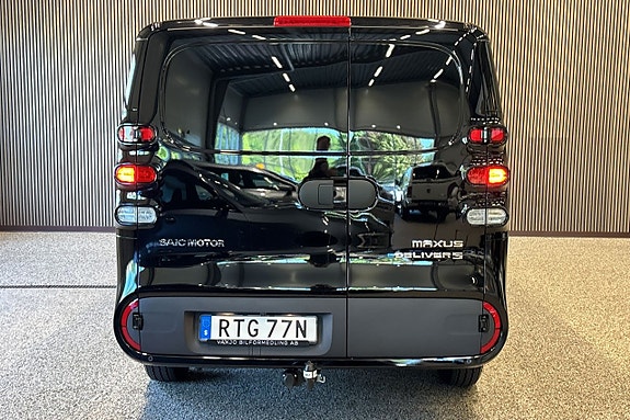 Maxus e-Deliver 5 10 of 10