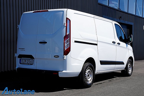 Ford Transit Custom 7 of 16