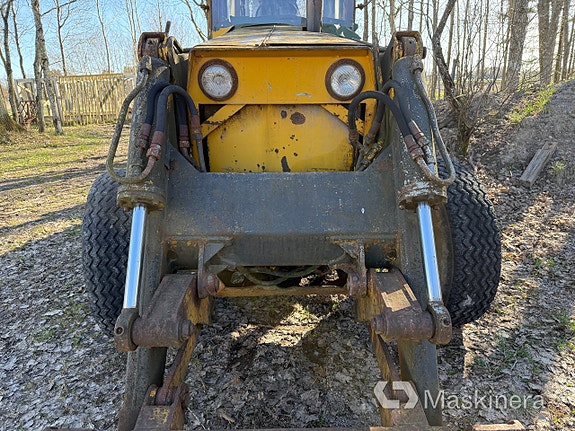 Traktorgrävare Volvo BM GM 616 + Tillbehör 19 of 27