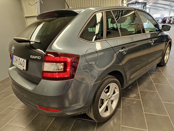 Skoda Rapid Spaceback 4 of 5