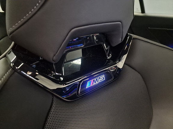 BMW M5 11 of 24