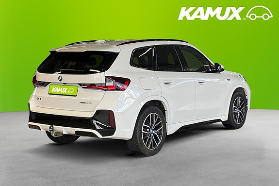 BMW X1 4 of 5