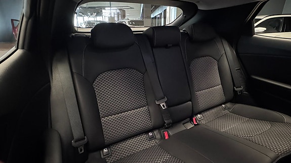 Kia XCeed 10 of 21