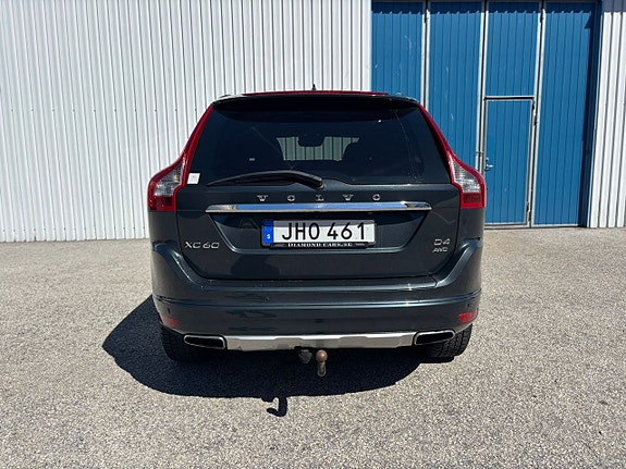 Volvo XC60 6 of 15