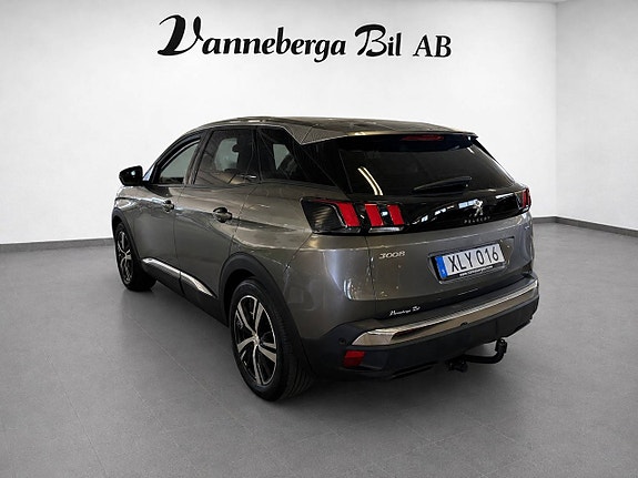 Peugeot 3008 3 of 5