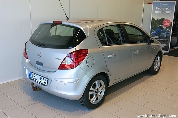 Opel Corsa 2 of 5