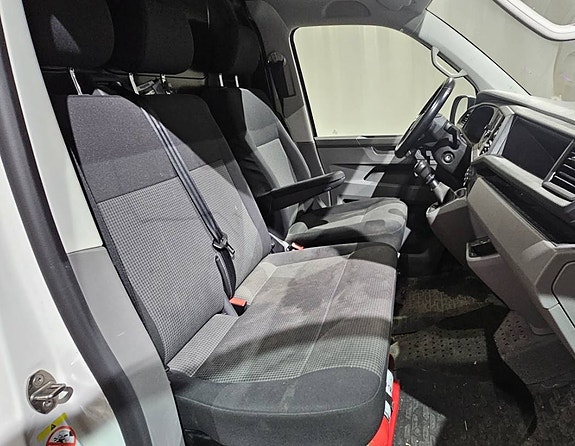 Volkswagen Transporter 3 of 5