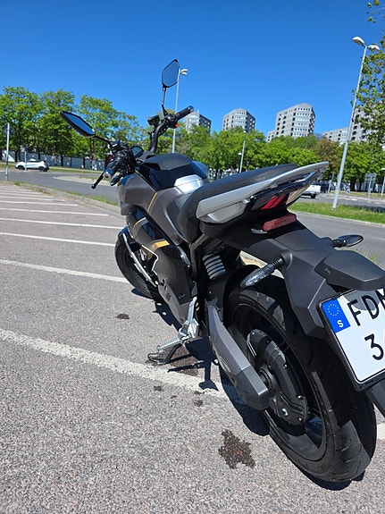 Super Soco Ts Street Hunter med dubbla batteri 4 of 5