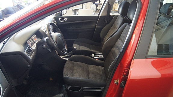 Peugeot 307 5 of 5