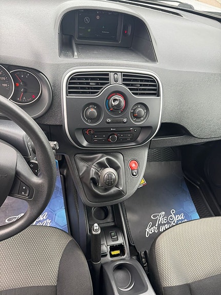 Renault Kangoo Express 7 of 9