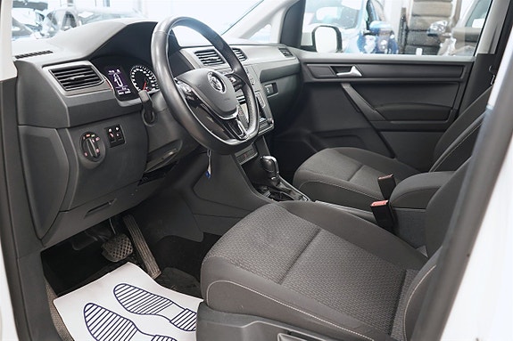Volkswagen Caddy Maxi 9 of 26