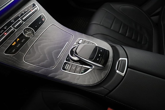 Mercedes-Benz CLS350 26 of 30