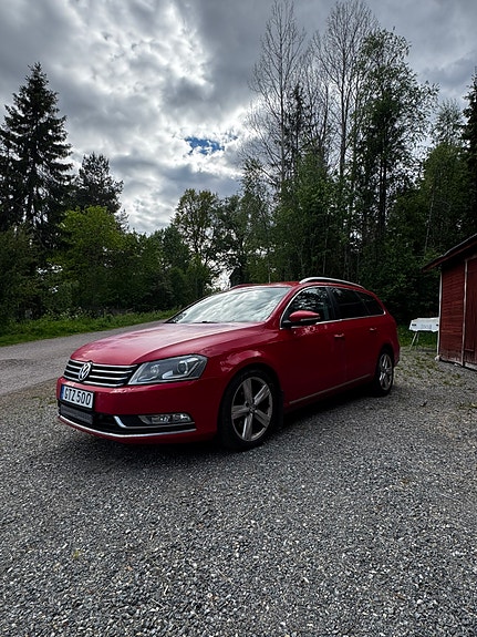 Volkswagen Passat 3 of 5