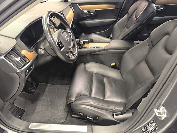 Volvo V90 6 of 10