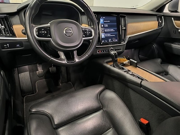 Volvo V90 7 of 10