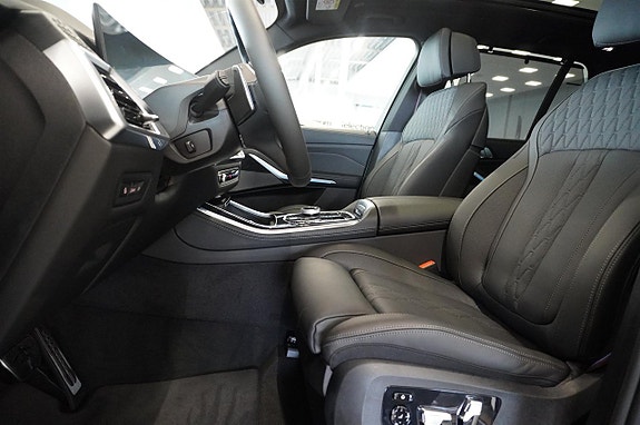 BMW X5 8 of 25