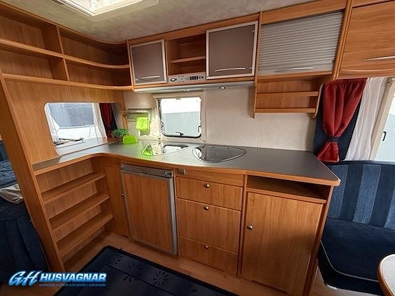 Adria Adora 562 UP 5 of 12