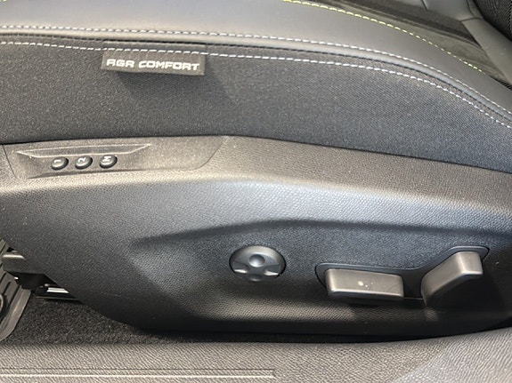 Peugeot 408 18 of 24