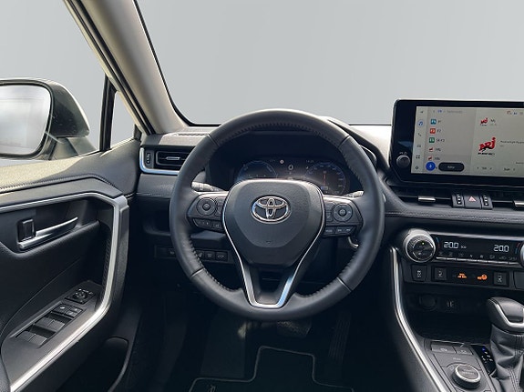 Toyota RAV4 10 of 10