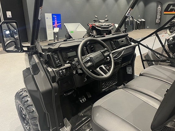 Can-Am Traxter MAX XU T HD11 ABS -26 3 of 3
