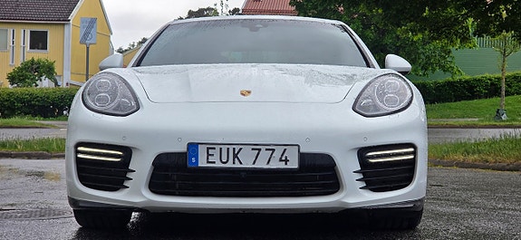 Porsche Panamera GTS 10 of 27