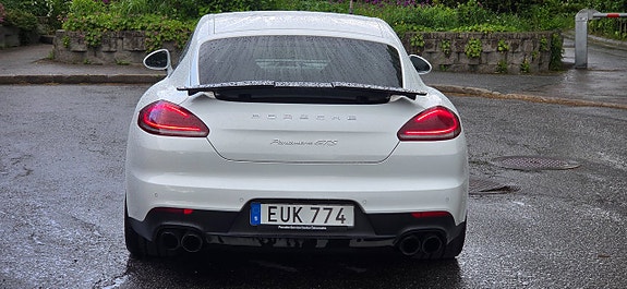 Porsche Panamera GTS 8 of 27