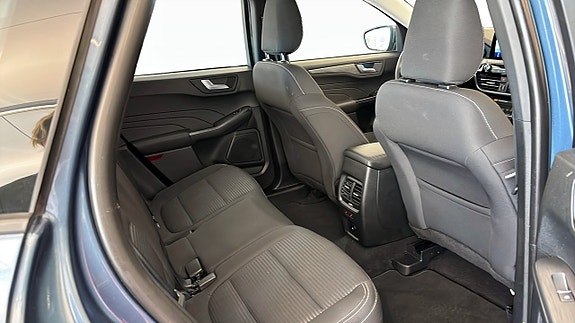 Ford Kuga 5 of 5