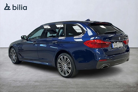 BMW 520d 4 of 5