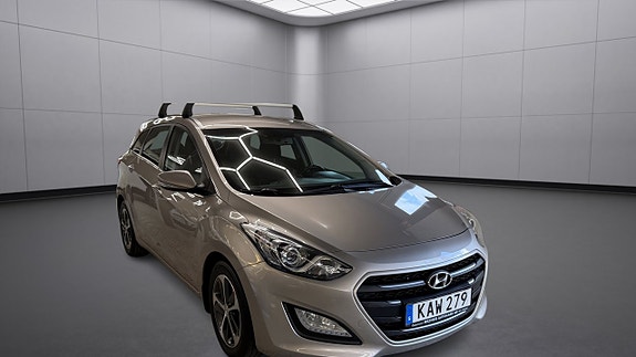 Hyundai i30 3 of 5