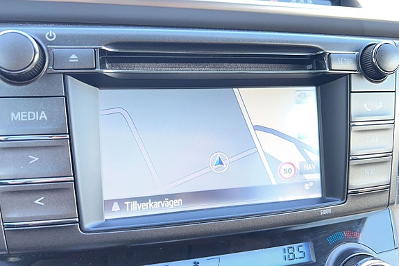 Toyota RAV4 25 of 30