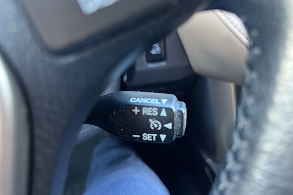 Toyota RAV4 27 of 30